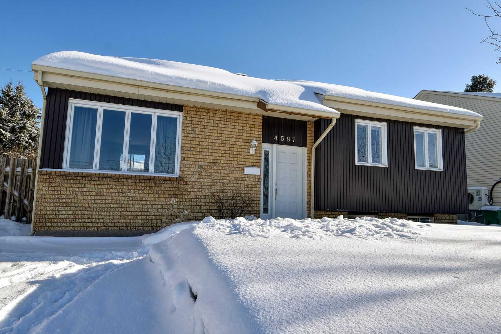 4587 Rue Foster, Pierrefonds Roxboro Rodney Vullapah